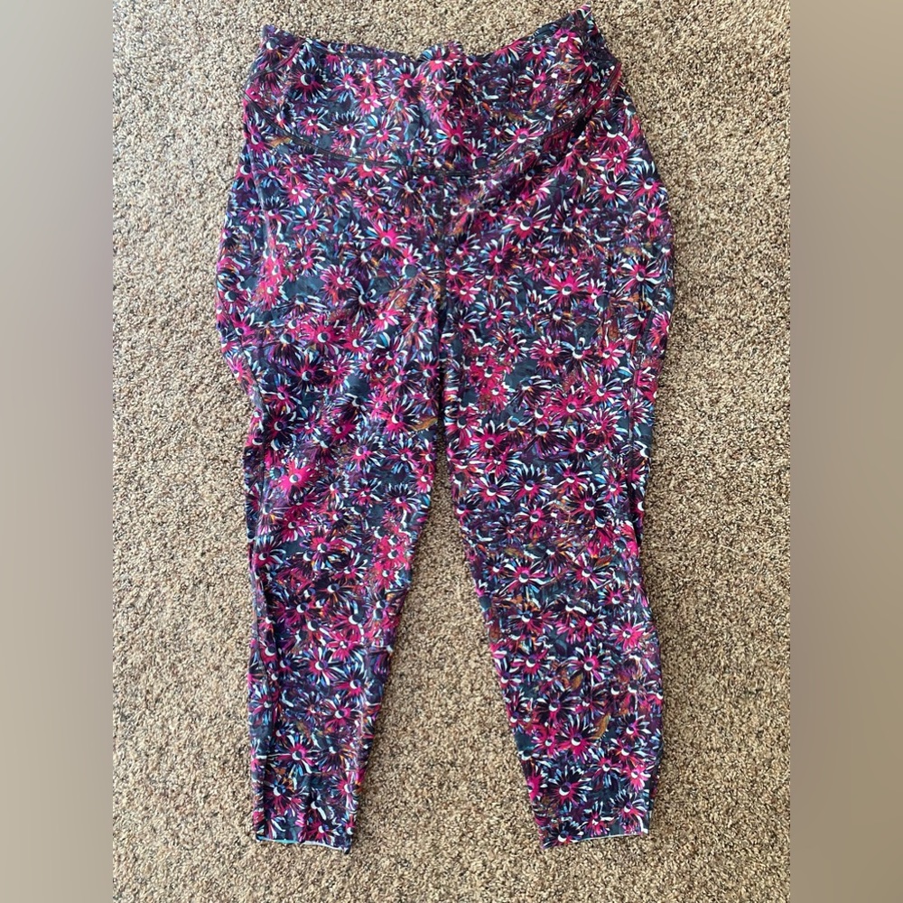 Lululemon purple pink blue floral leggings